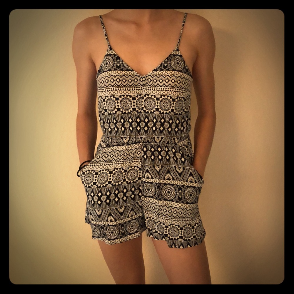 5/$25 Aztec summer romper